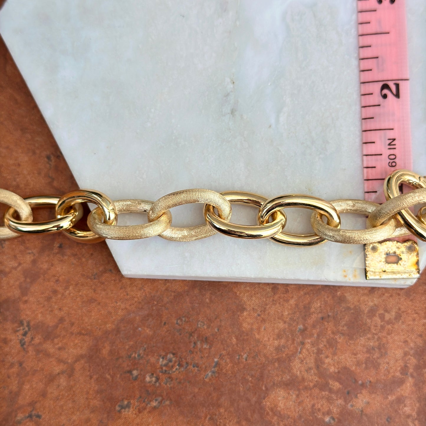 14KT Yellow Gold Alternating Matte + Polished Oval Links Bracelet