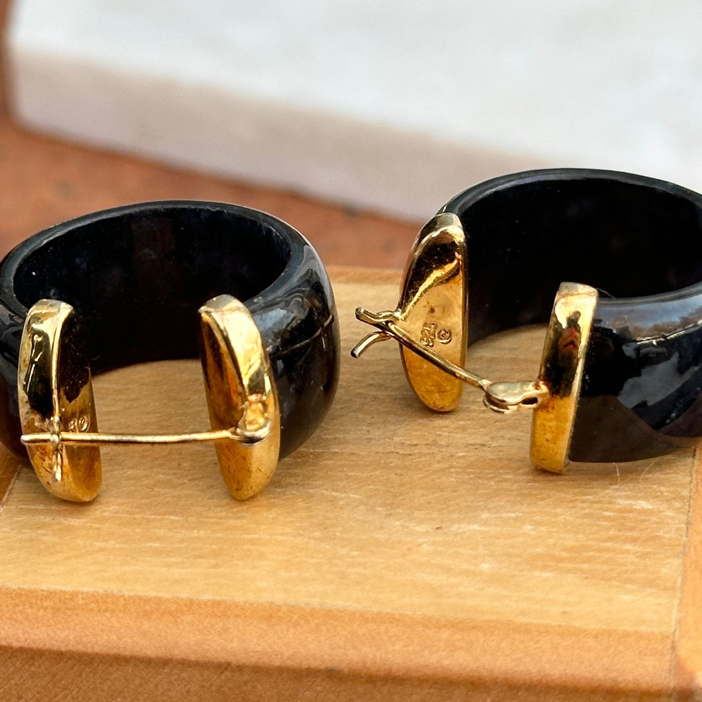 Estate 14KT Yellow Gold Plated Silver Black Jade Wide Round Hoop Earrings