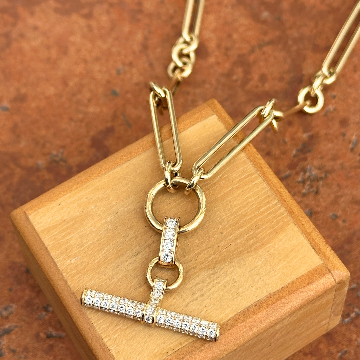 14KT Yellow Gold Pave Diamond Toggle Bar Chain Necklace