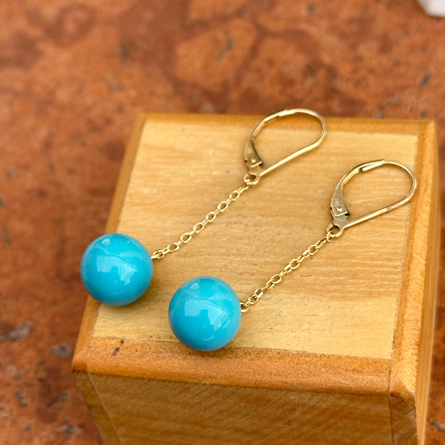 Estate 14KT Yellow Gold Sleeping Beauty Ball Dangle Lever Back Earrings