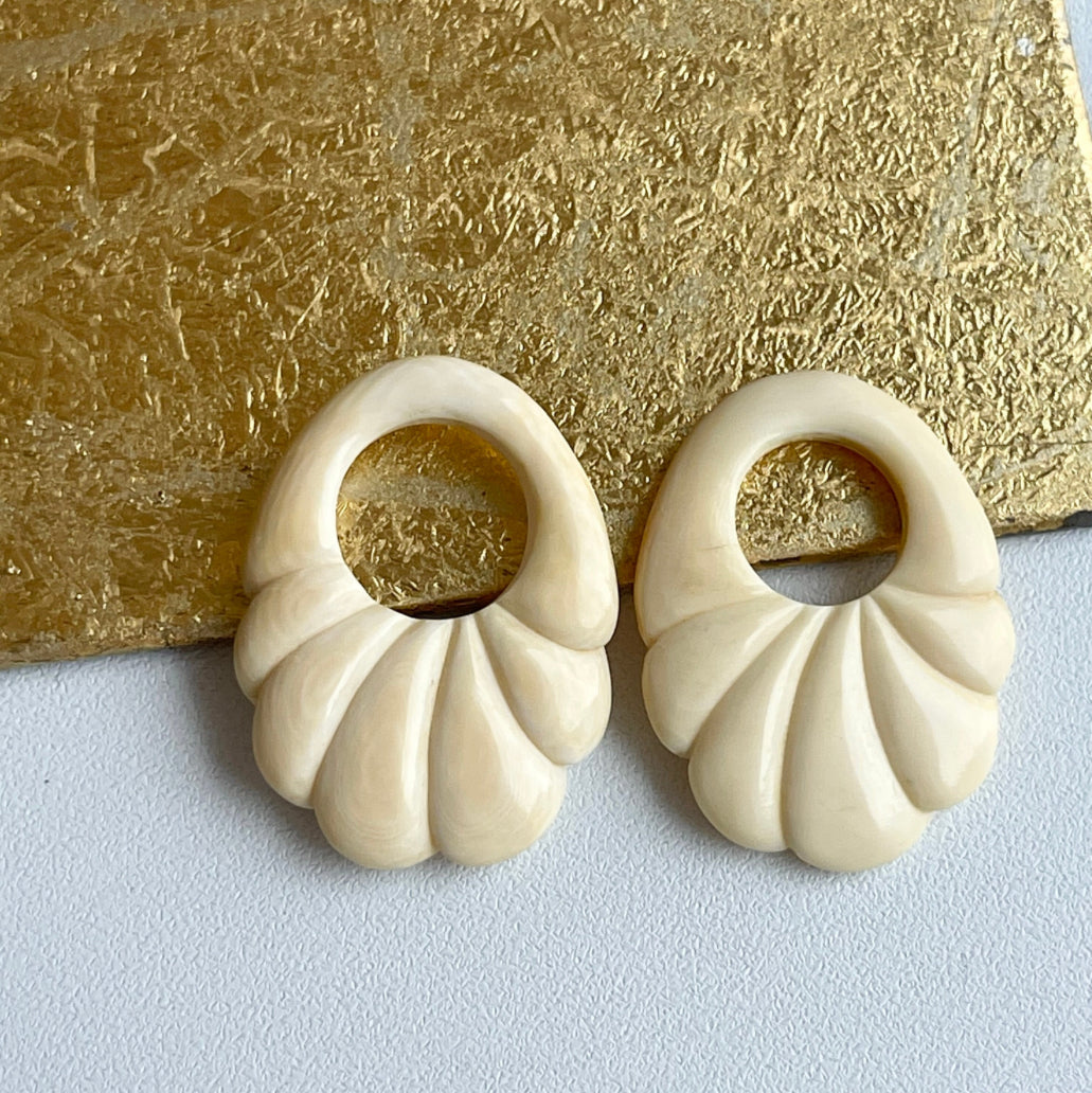 Cream Gemstone Oval Earrings Charms