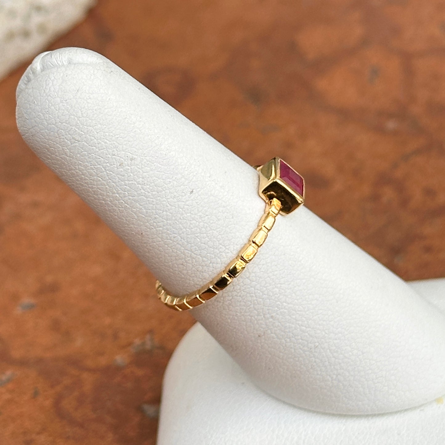 Estate 18KT Yellow Gold Square Ruby Notched Band Ring
