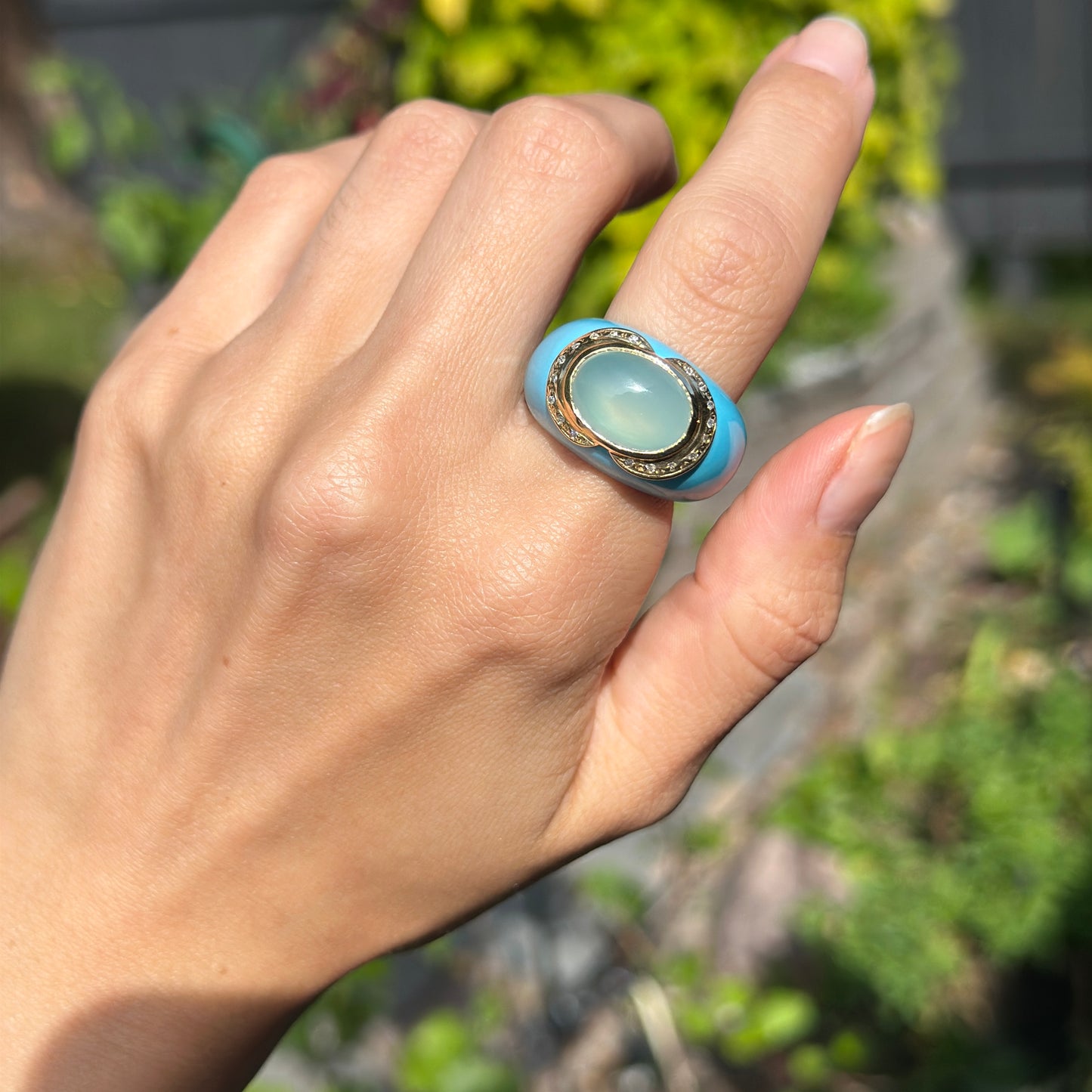 14KT Yellow Imitation Turquoise Oval Agate and Round Diamond Ring