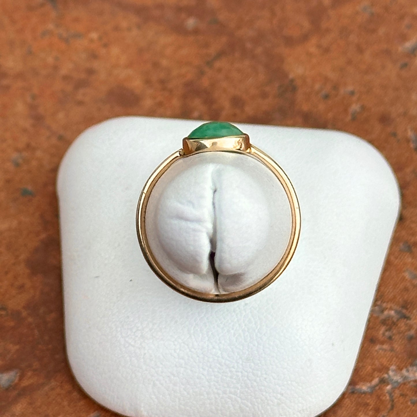 14KT Yellow Gold Bezel Oval 1.5 CT Emerald Ring