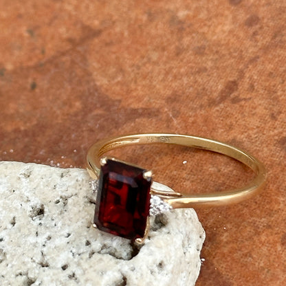 14KT Yellow Gold Emerald Cut Garnet Round Full Cut Diamonds Ring