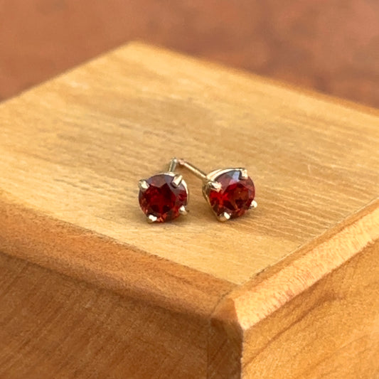 10KT Yellow Gold 4.5mm Round Garnet Stud Earrings