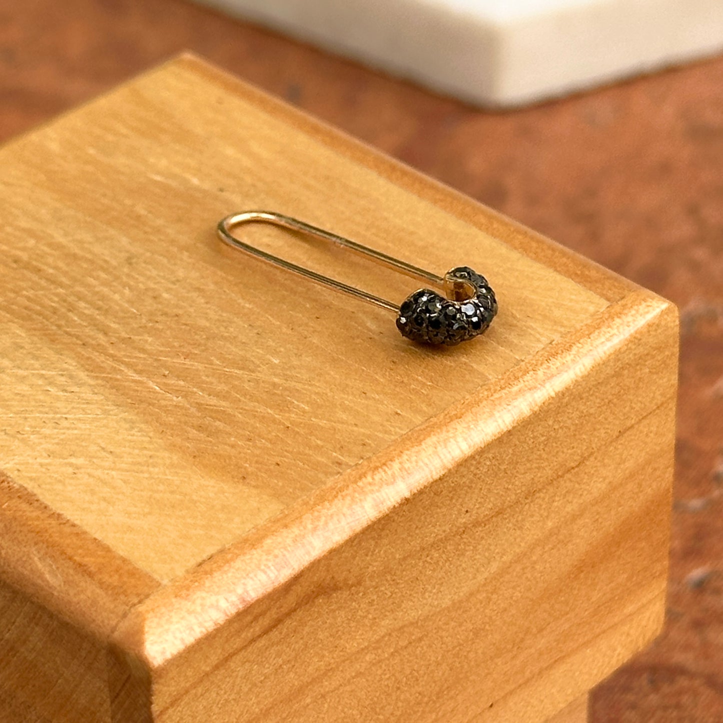 14KT Yellow Gold Black Diamond Safety Pin Pendant Hanger Connecter