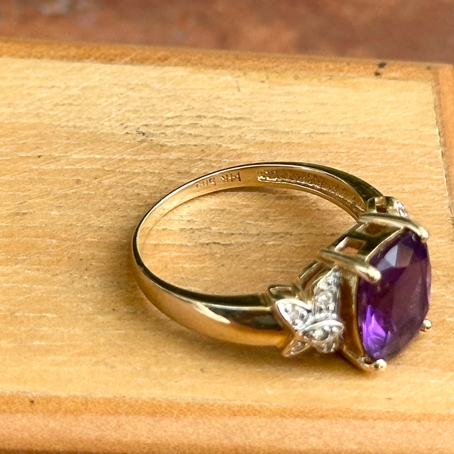 Estate 14KT Yellow Gold Cushion Amethyst + Diamond Ring
