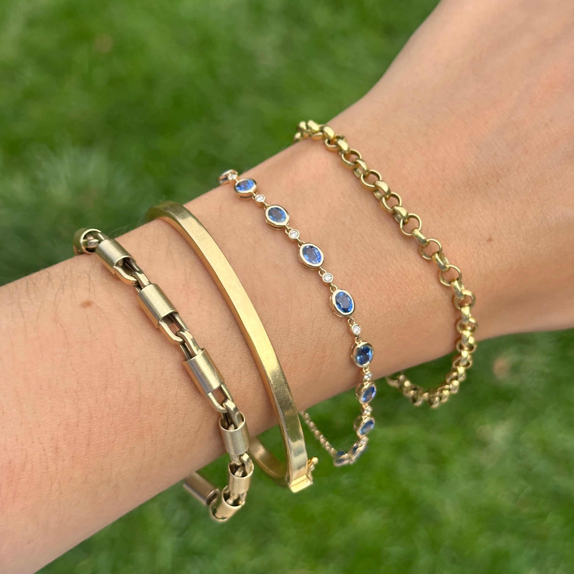 Estate 14KT Yellow Gold Oval Blue Sapphire + Round Diamond Bezel Link Bracelet - LSJ