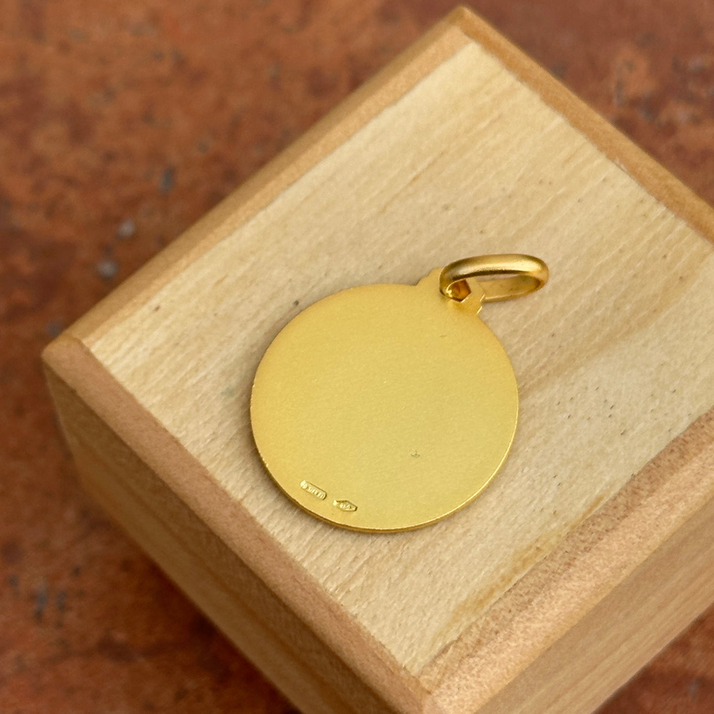 14KT Yellow Gold Matte Miraculous Medal Round Pendant 21mm