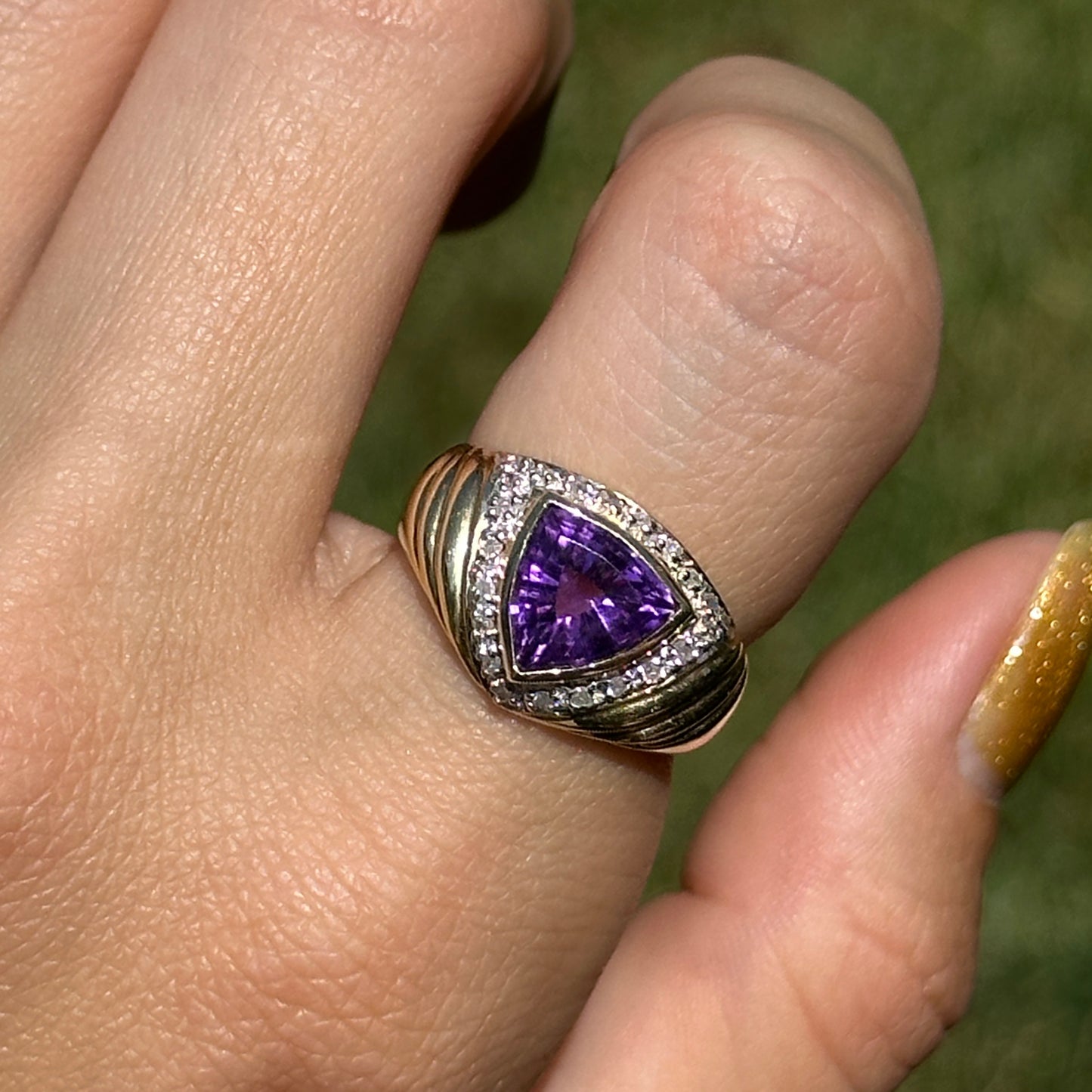 Estate 14KT Yellow Gold Trillion Amethyst + Diamond Dome Ring