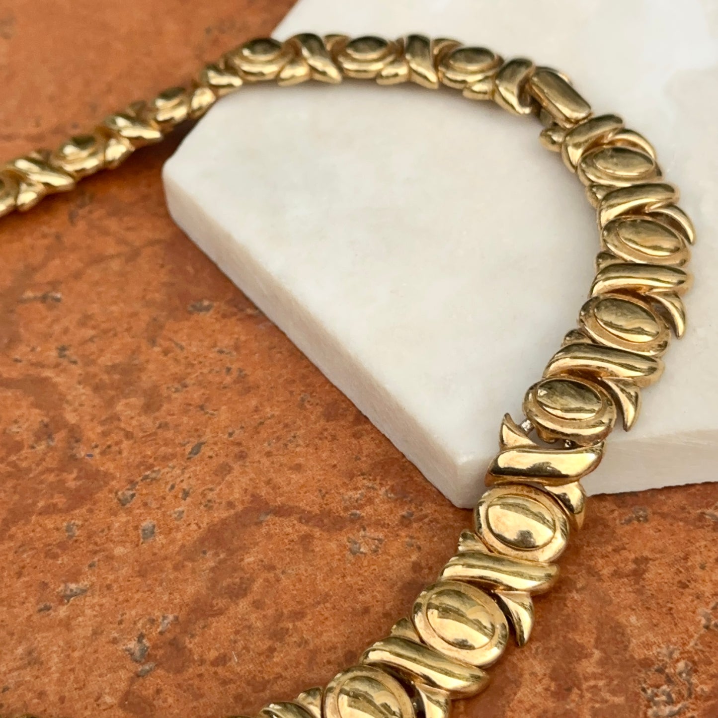 Estate Gold-Tone Replica Intaglio XOXO Chain Collar Necklace