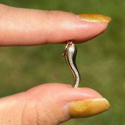 14KT Yellow Gold Diamond Solid Horn Pendant 18.5mm