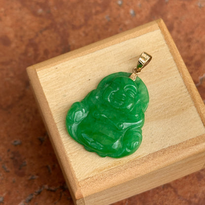 Estate 14KT Yellow Gold Carved Green Jade Buddha Pendant