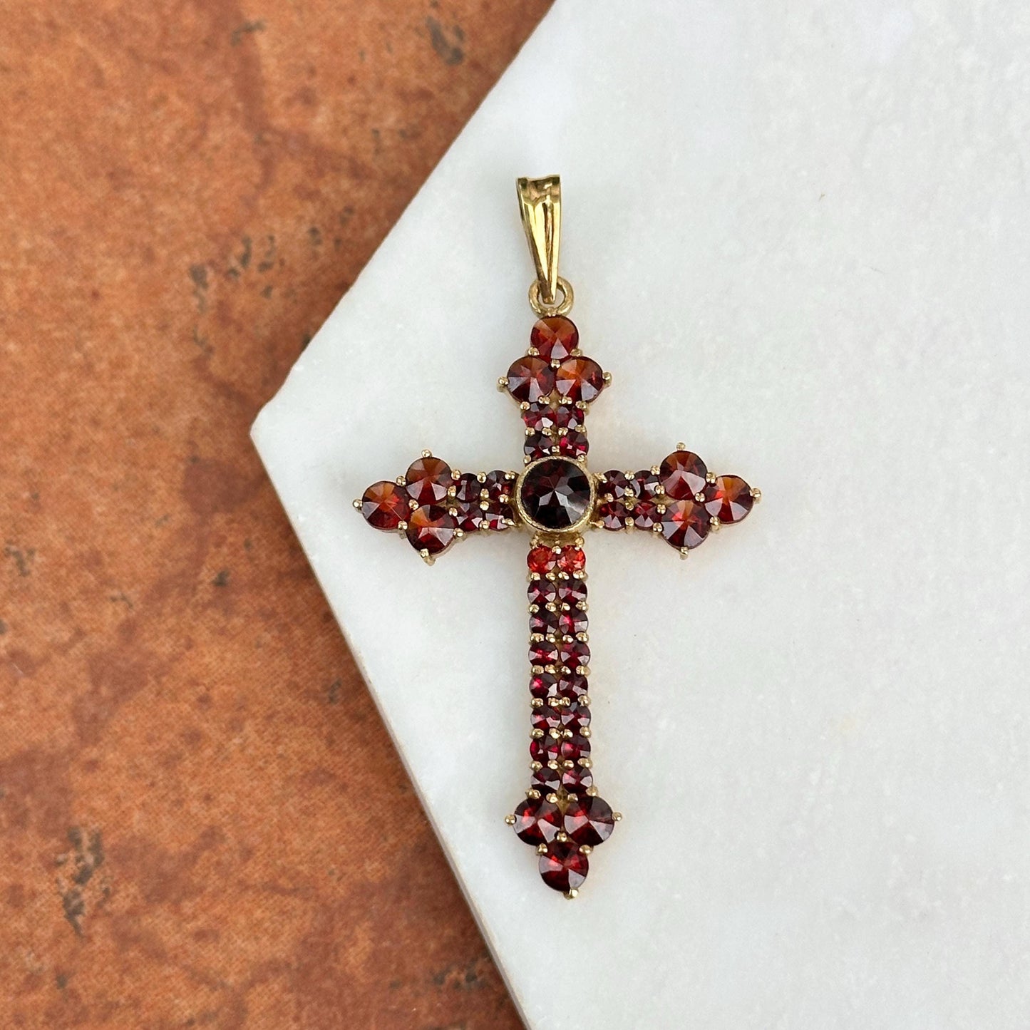 Estate 14KT Yellow Gold Garnet Cross Pendant