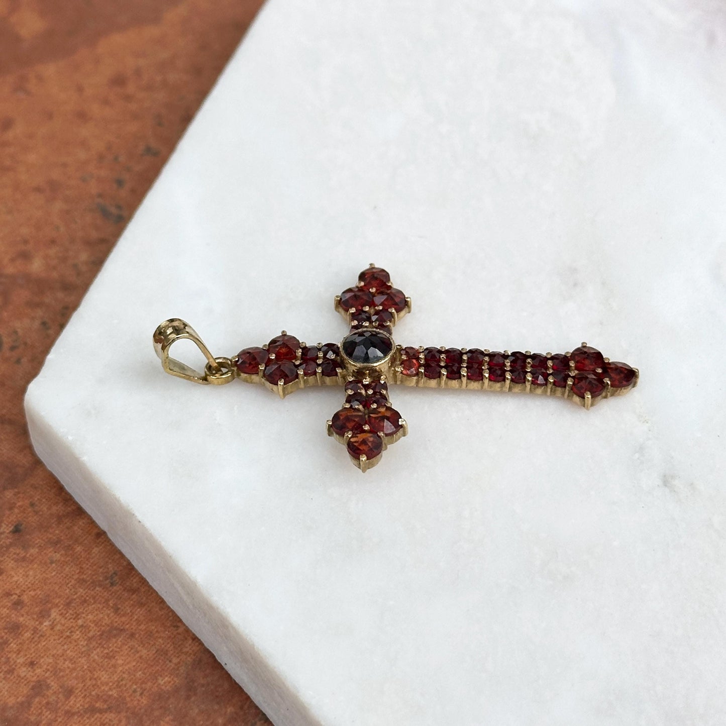 Estate 14KT Yellow Gold Garnet Cross Pendant