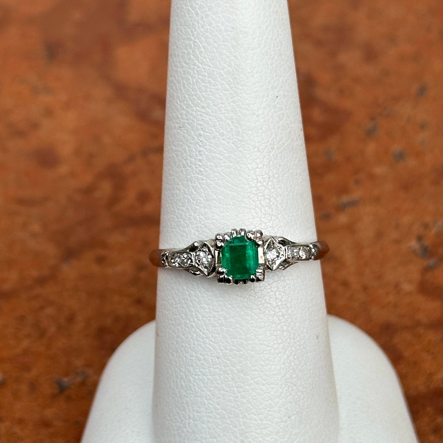 Vintage 18K White Gold Emerald + Diamond Ring