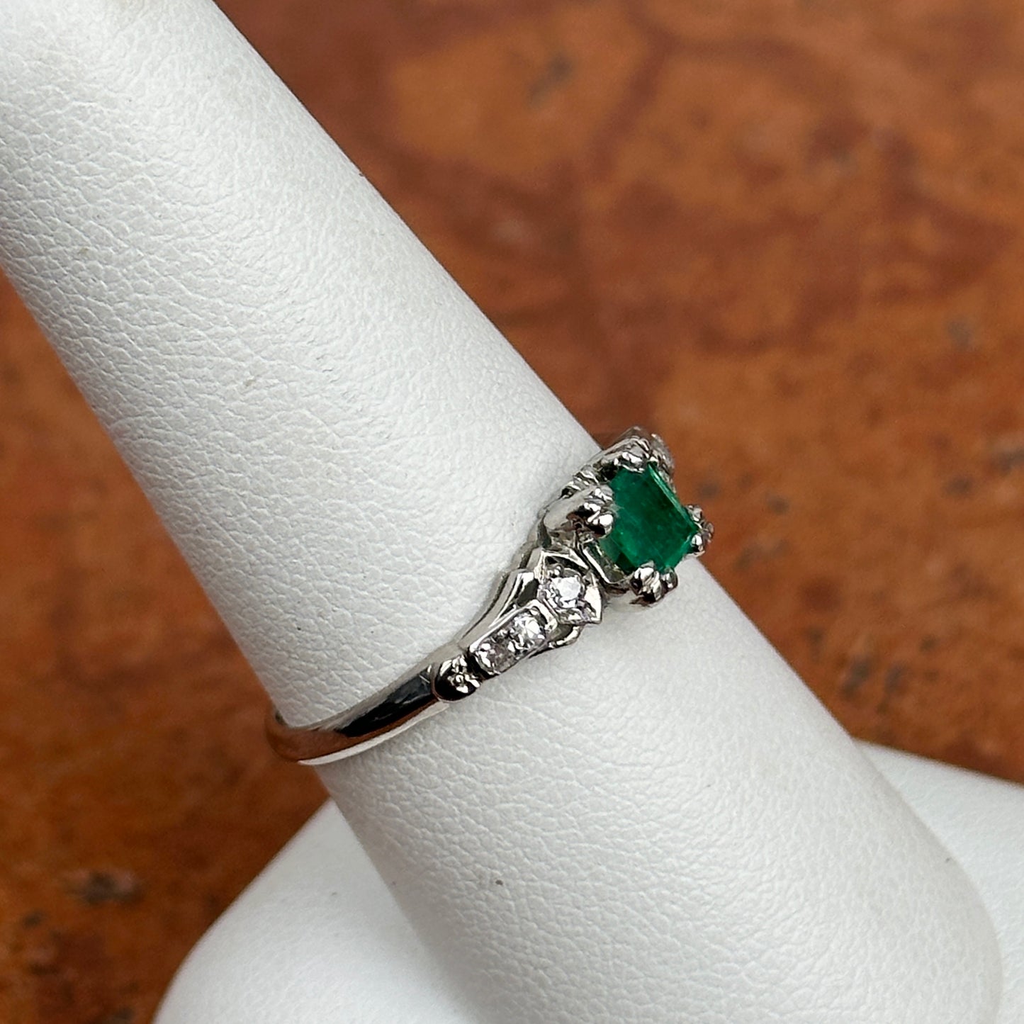 Vintage 18K White Gold Emerald + Diamond Ring