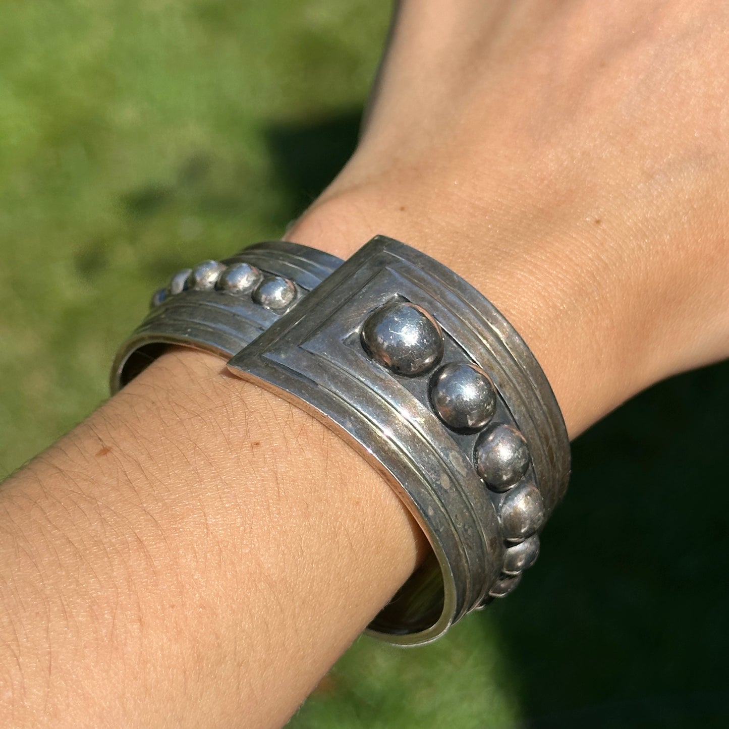 Estate Sterling Silver Beaded Hinged Cuff Bangle Bracelet