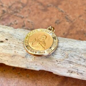 14KT Yellow Gold Sacred Heart of Jesus Pendant