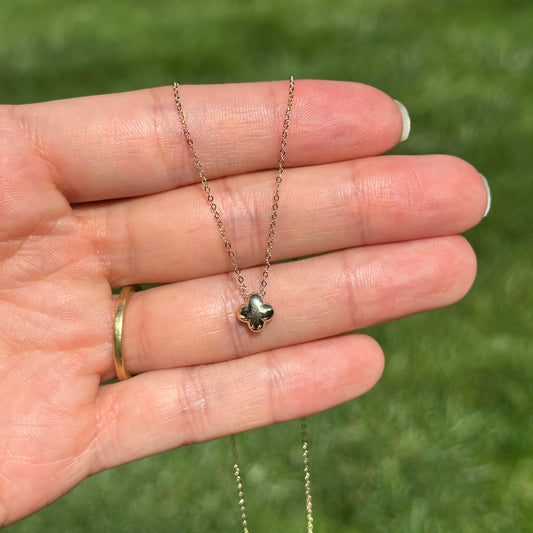 14KT Yellow Gold Puffed Mini 4-Leaf Clover 7mm Station Cable Chain Necklace