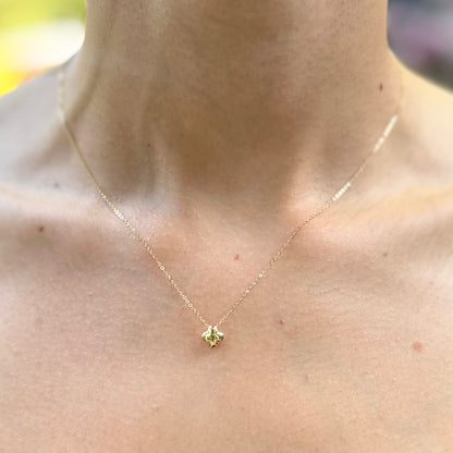 14KT Yellow Gold Puffed Mini 4-Leaf Clover 7mm Station Cable Chain Necklace