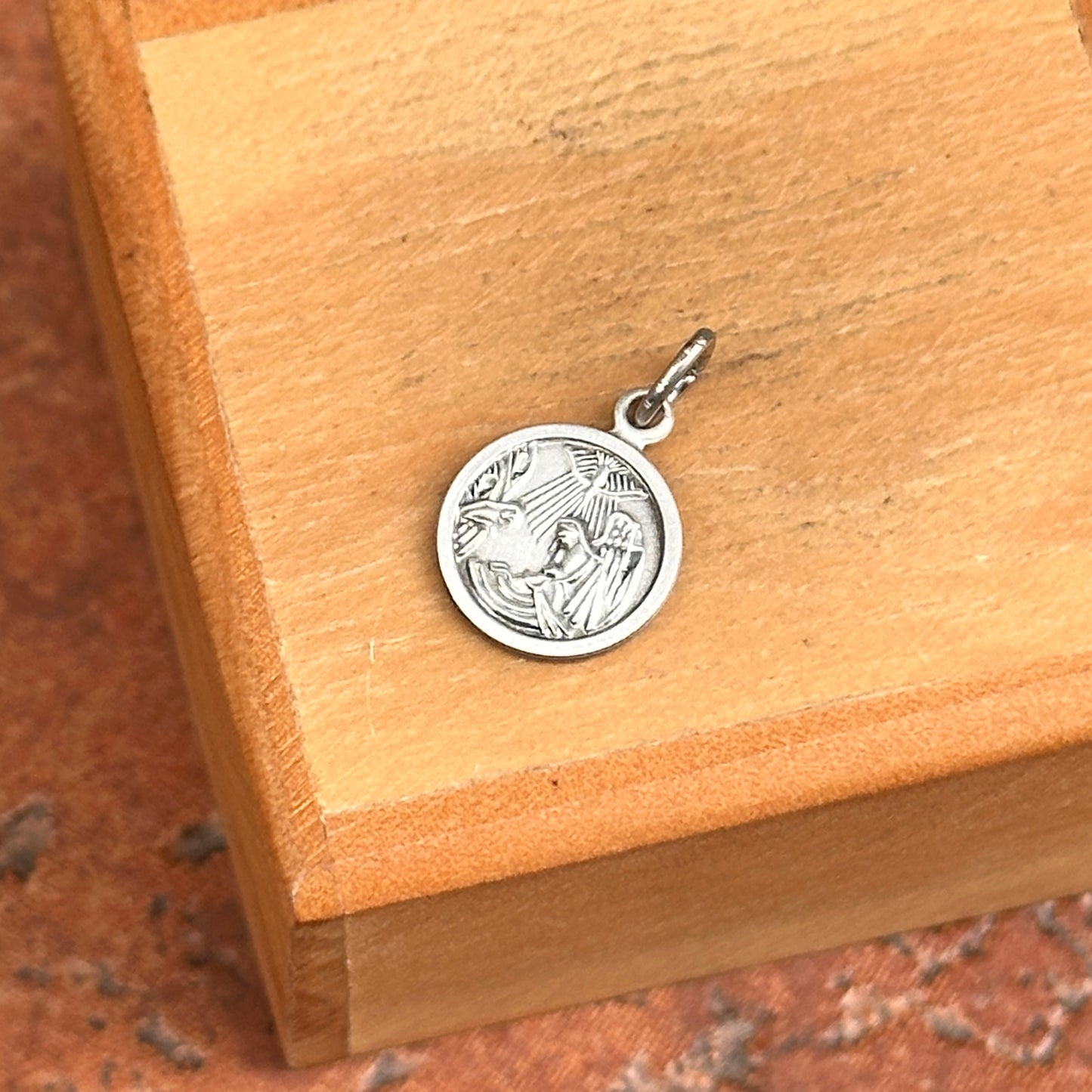 Sterling Silver Antiqued Baptism Round Medal Pendant Charm 10mm