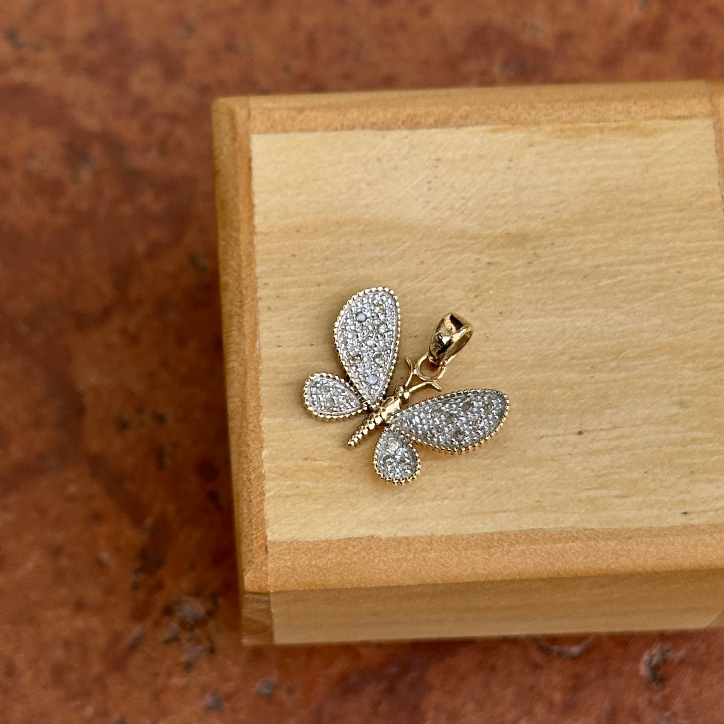 Estate 10KT Yellow Gold Pave Diamond Butterfly Pendant Charm