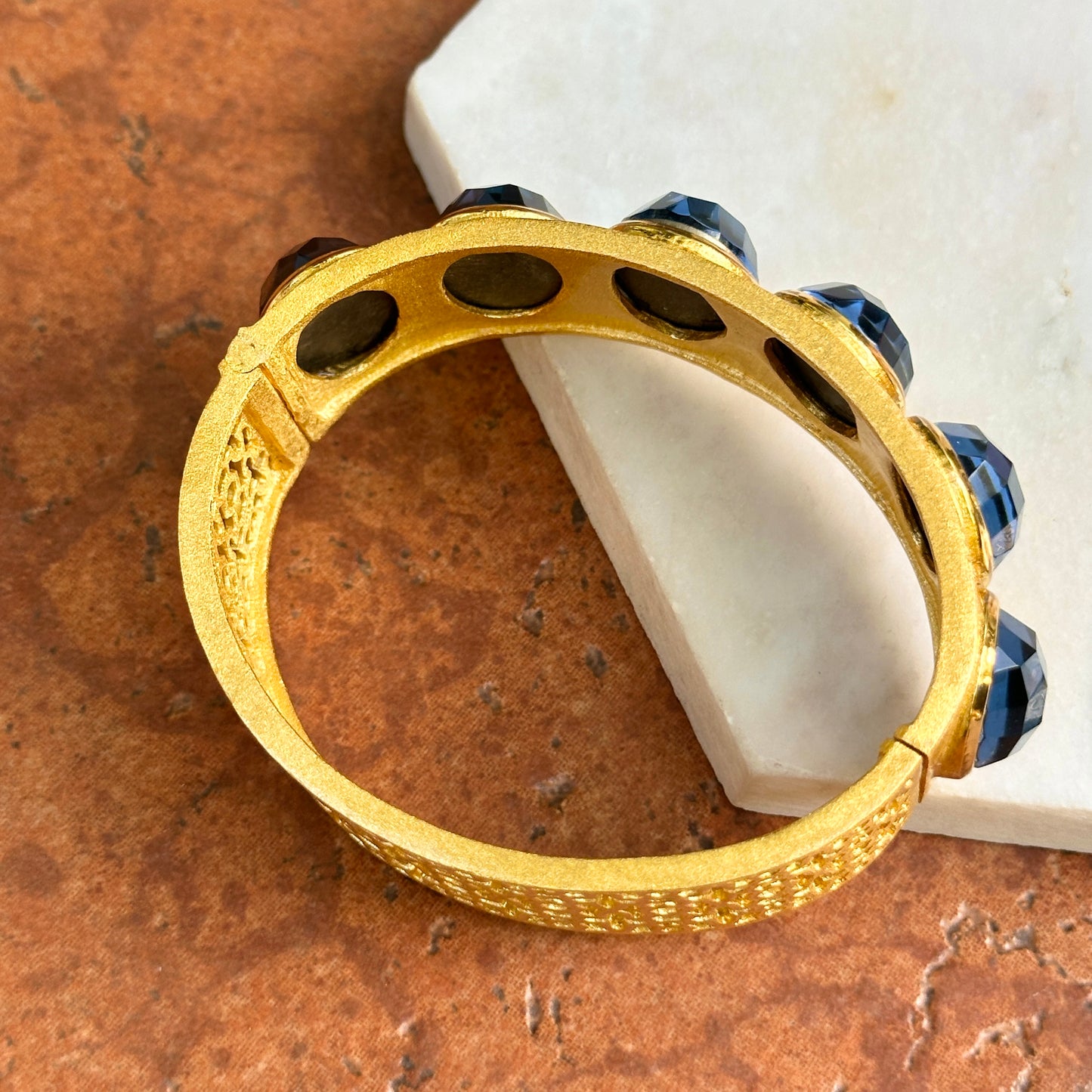 18K Yellow Gold-Plated Oval Checkerboard Blue Stone Lattice Hinged Bracelet