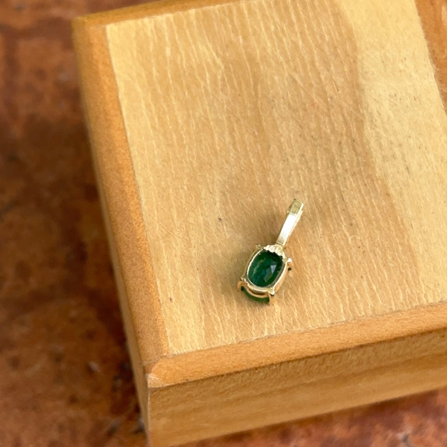 Estate 14KT Yellow Gold Oval Emerald + Diamond Pendant Charm Small