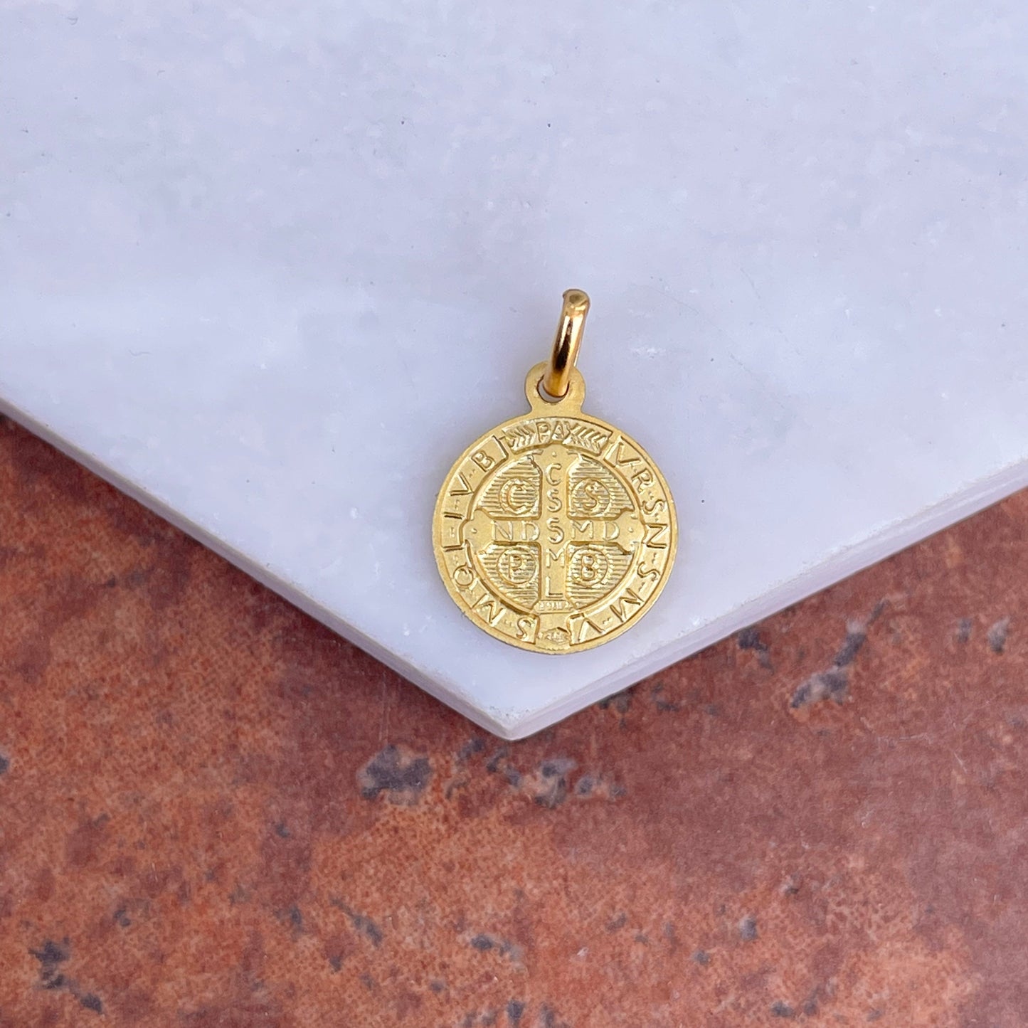 18KT Yellow Gold Matte St Benedict Round Medal Pendant Charm 12mm