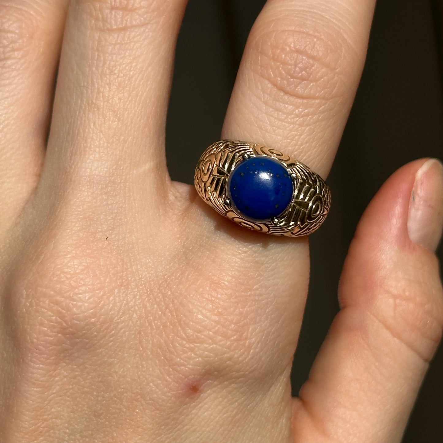 Estate 10KT Yellow Gold Lapis Lazuli Cabochon Ring