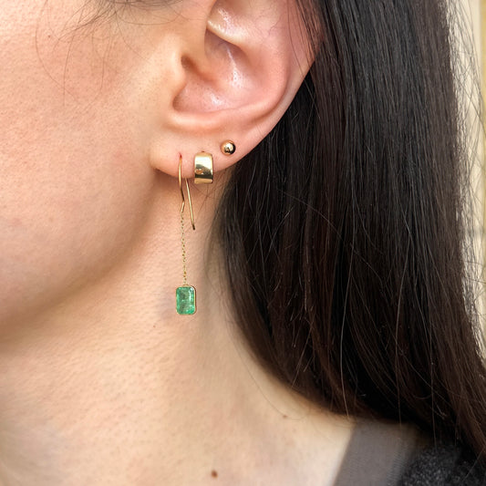 18KT Yellow Gold Emerald Dangle Earring