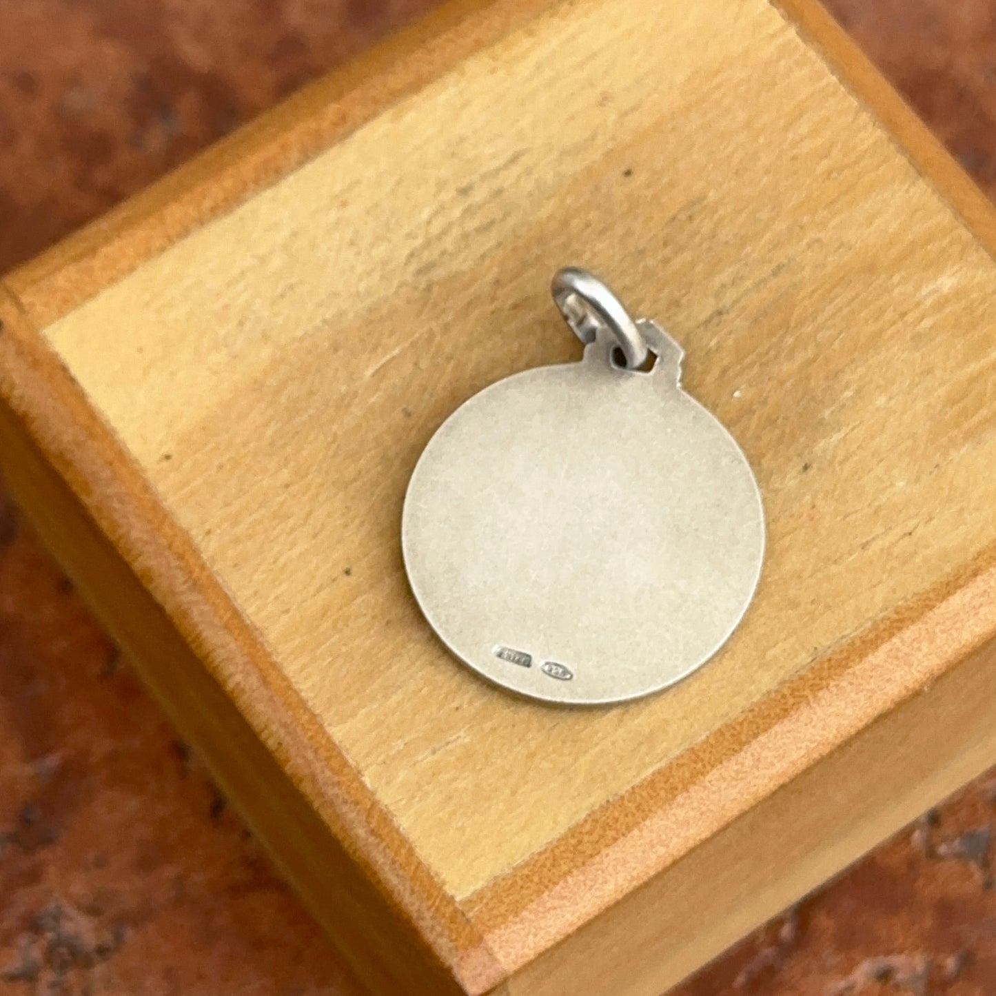 Sterling Silver Antiqued St Helena Round Medal Pendant 18mm