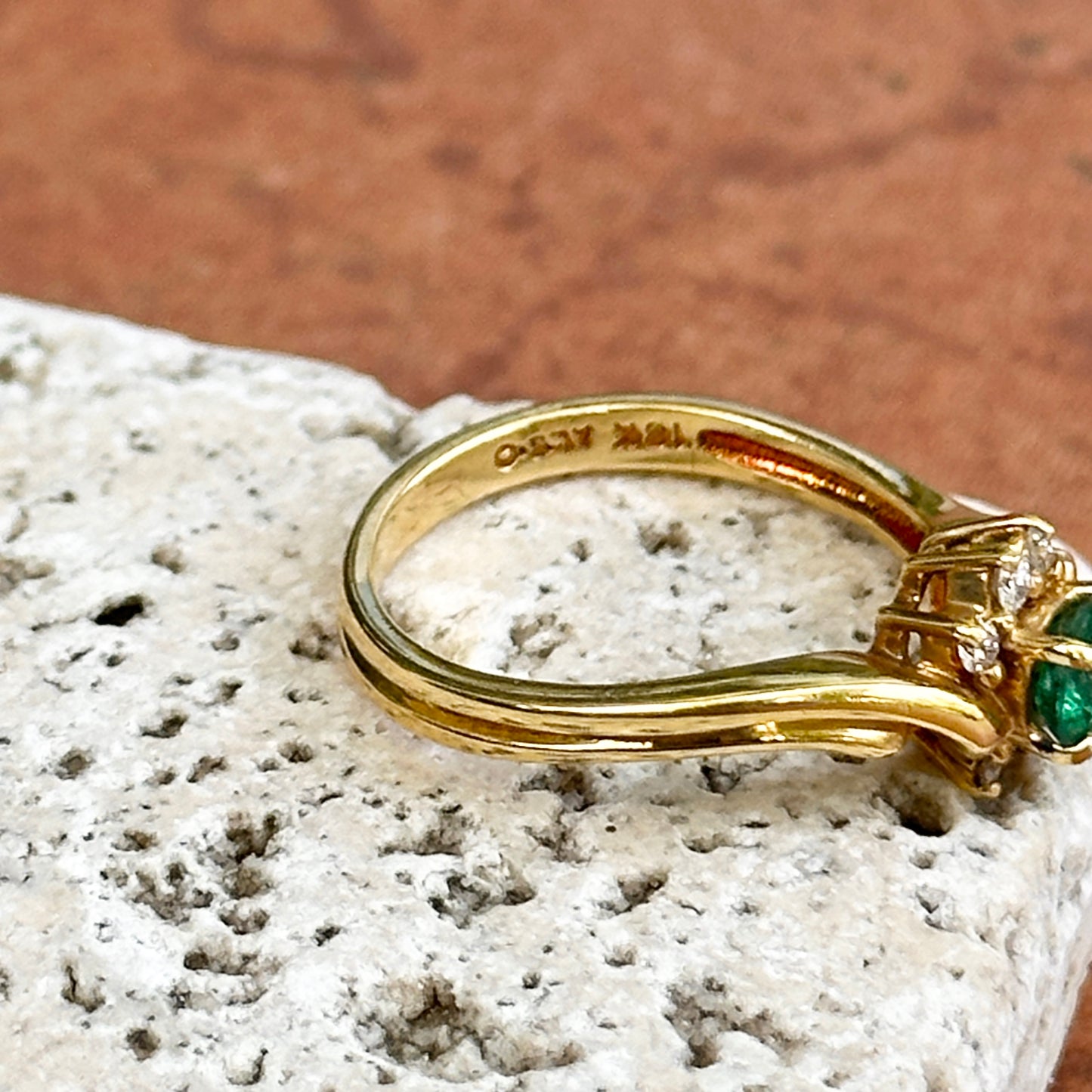 Estate 18KT Yellow Gold Round Emerald Half Halo Diamond Ring