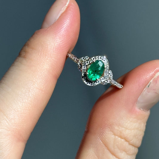 Estate 14KT Yellow Gold Oval Emerald + Round Diamond Halo Ring