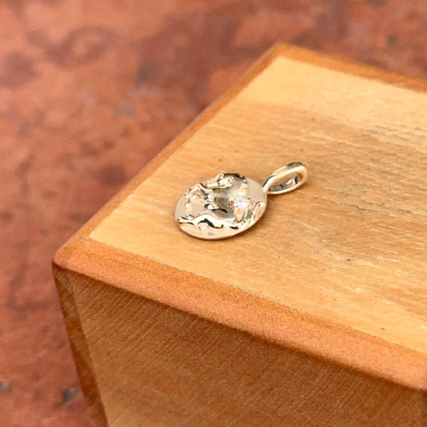 14KT Yellow Gold Diamond Chinese Zodiac Horse Disc Pendant Charm