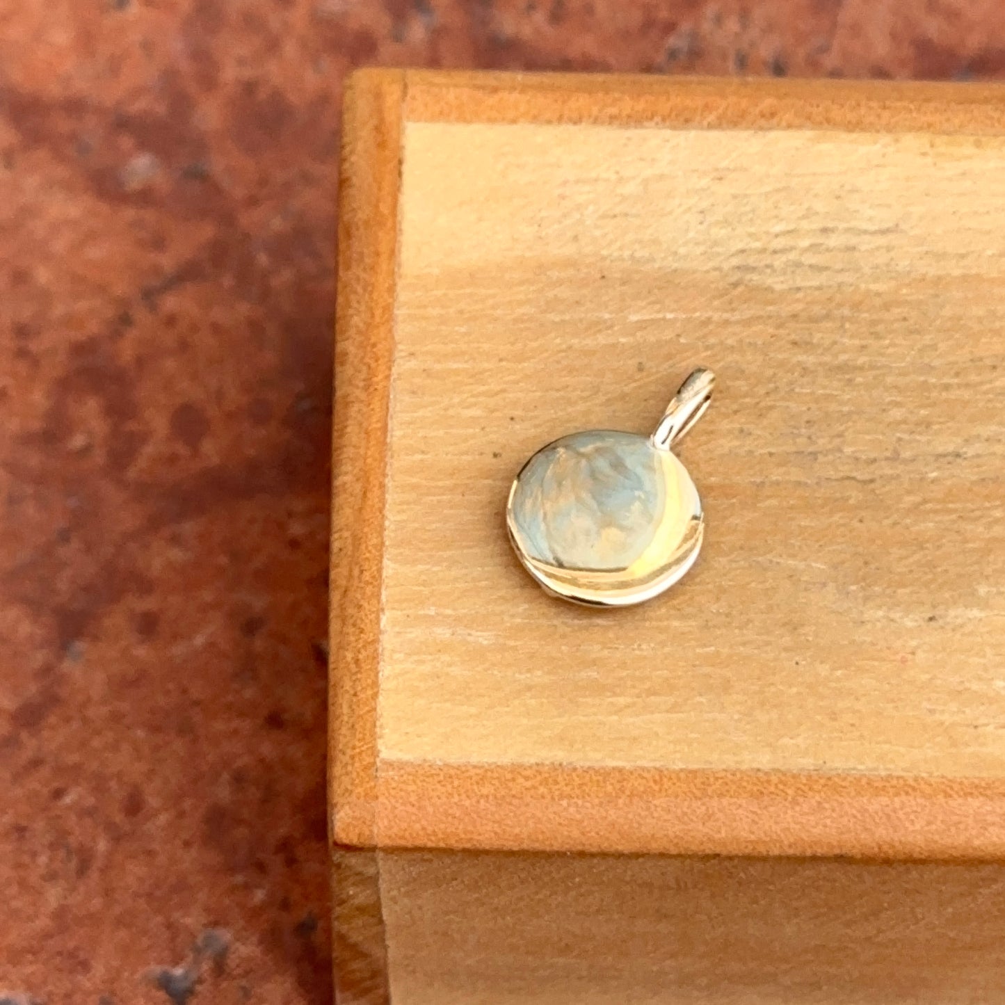 14KT Yellow Gold Diamond Chinese Zodiac Horse Disc Pendant Charm