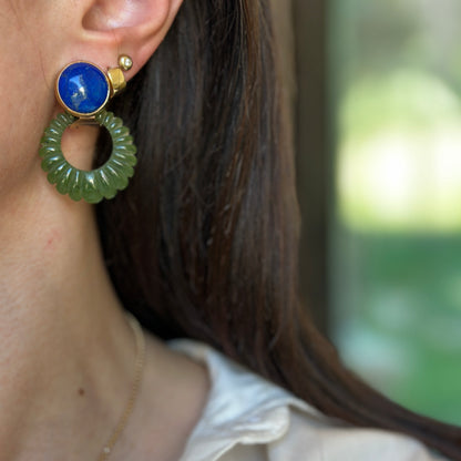 Estate Gold-Tone Round Royal Blue Howlite Clip-On Earrings
