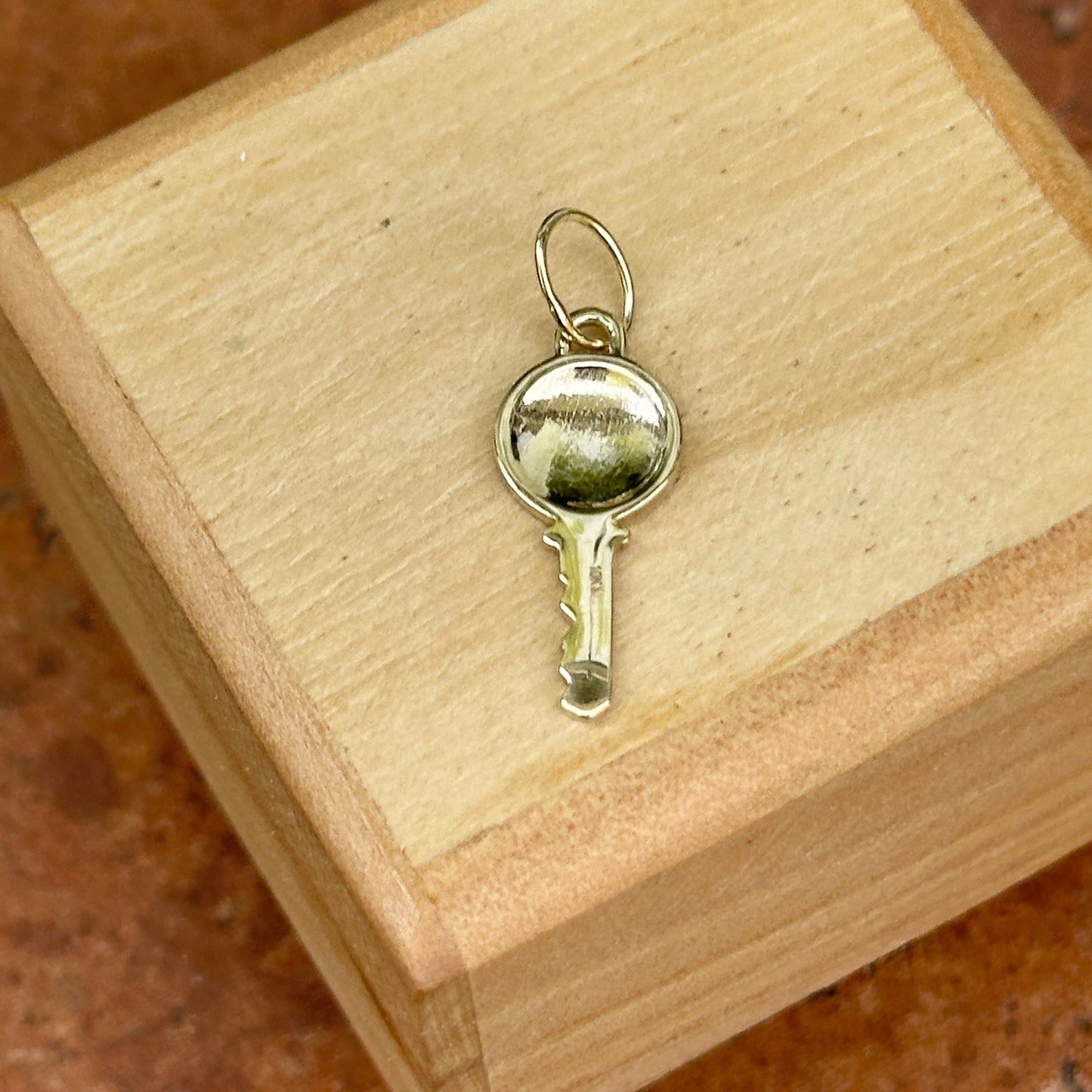 10KT Yellow Gold Matte Key Pendant Charm