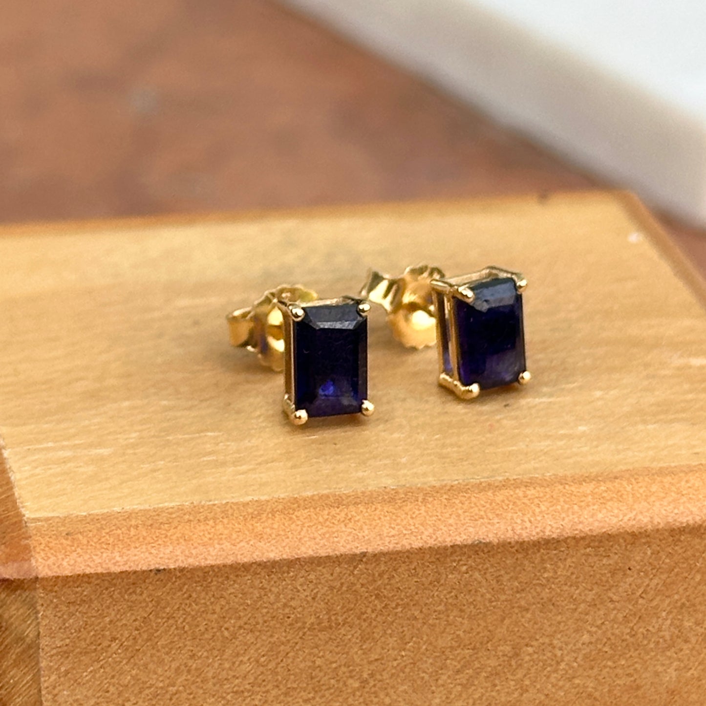 14KT Yellow Gold 1.8 CT Emerald-Cut Blue Sapphire Stud Earrings
