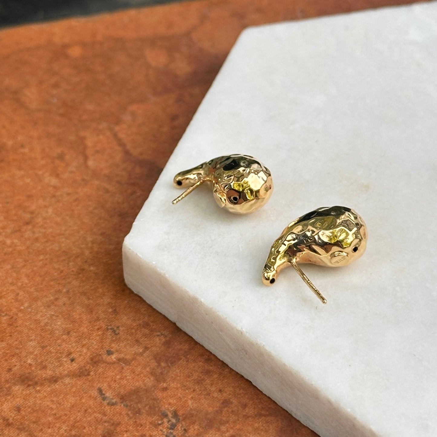 18KT Yellow Gold Tapered + Puffed Hammered Teardrop Post Earrings