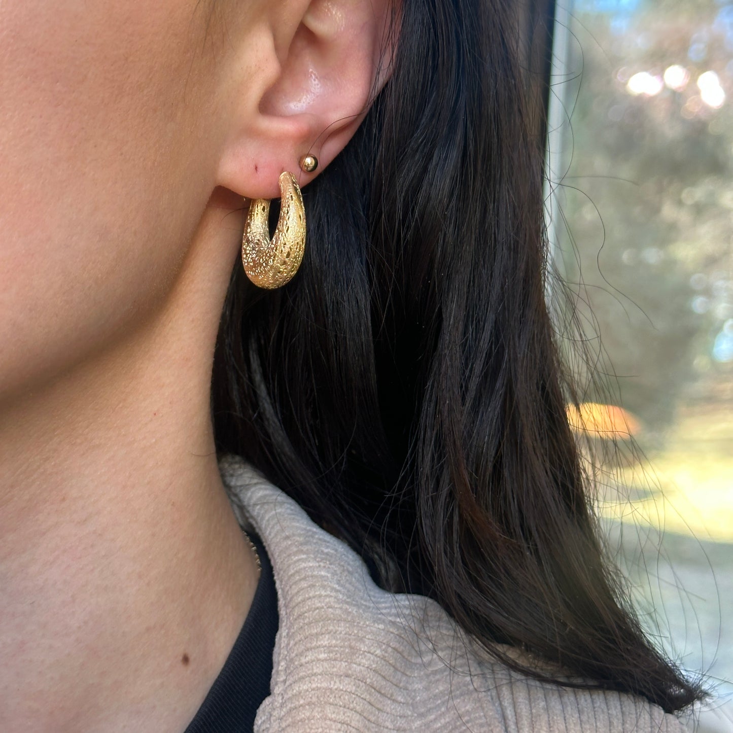 Estate 14KT Yellow Gold Filigree Hoop Earrings