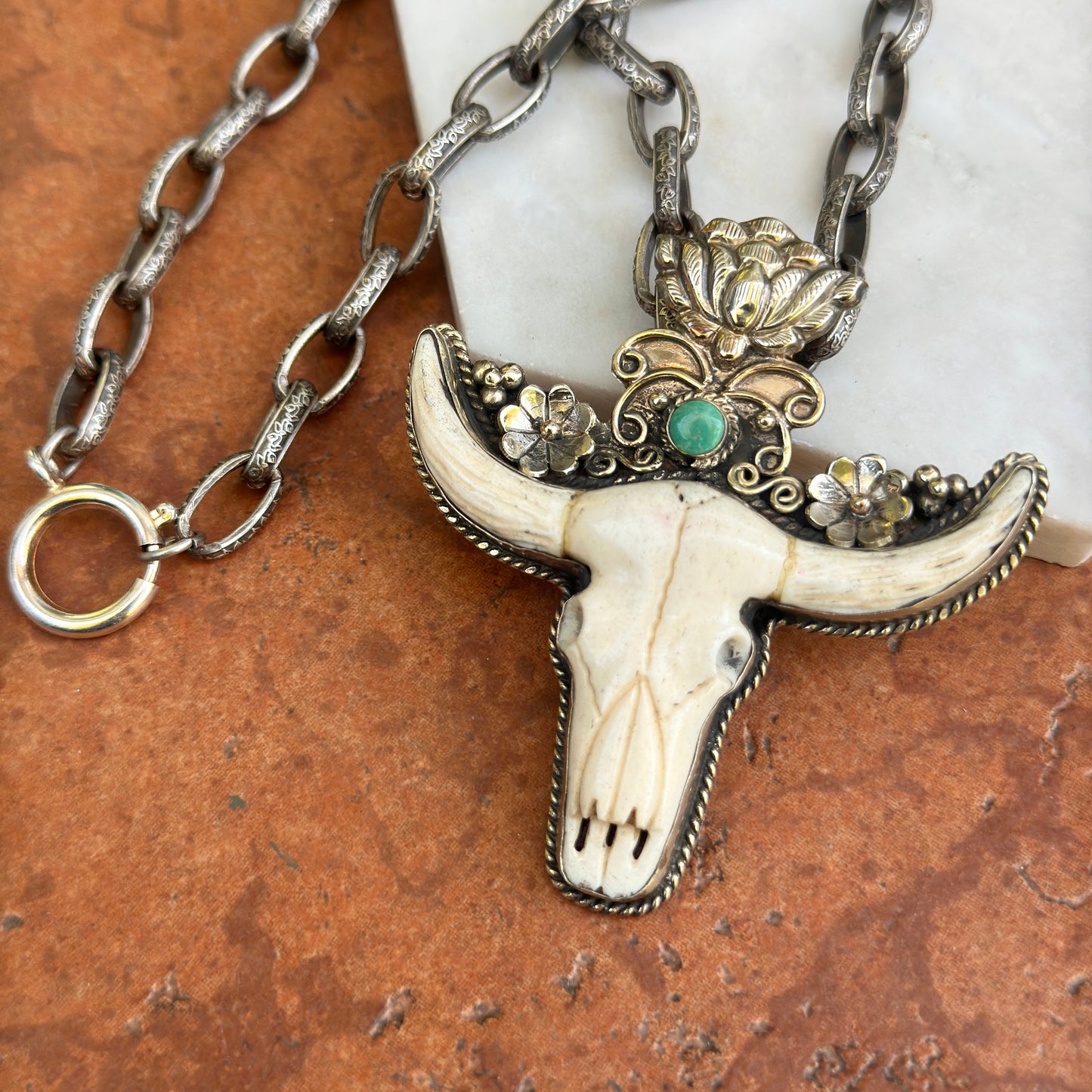Silver Bone Longhorn Head Oval Floral Decorative Round Turquoise Necklace