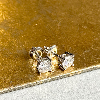 14KT White Gold Lab Grown Diamond Round 1.5 CT Stud Earrings Screwbacks