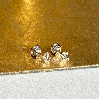 14KT White Gold Lab Grown Diamond Round 1.5 CT Stud Earrings Screwbacks