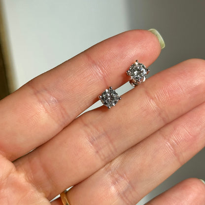 14KT White Gold Lab Grown Diamond Round 1.5 CT Stud Earrings Screwbacks