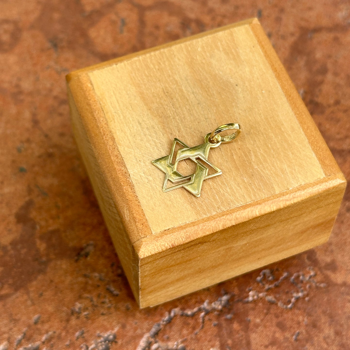 14KT Yellow Gold Star of David Pendant Charm 14mm