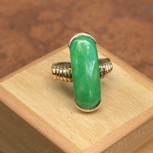 Estate 14KT Yellow Elongated Oval Jade Ribbed Ring