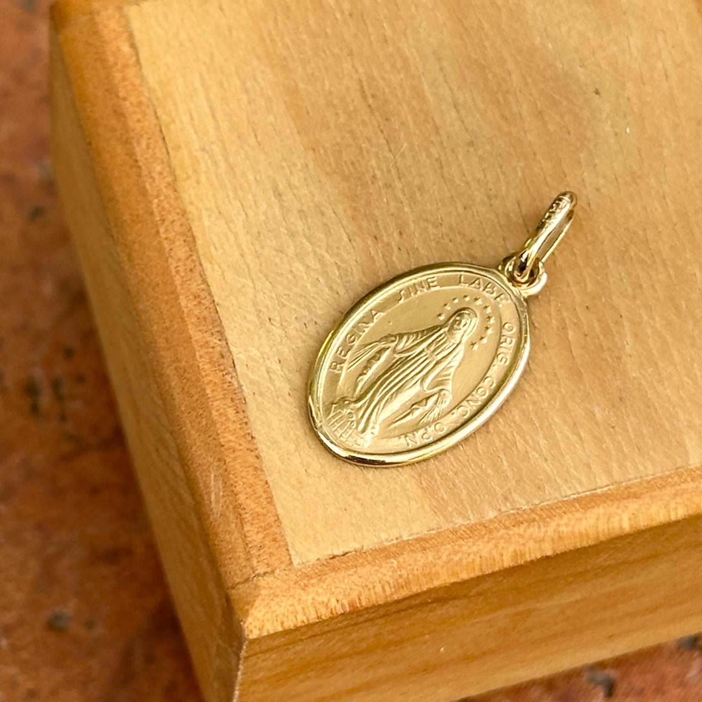 14KT Yellow Gold Matte Oval Miraculous Medal Pendant Charm 18mm